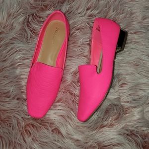 Hot pink Shoe Dazzle loafers. Size 8 1/2.